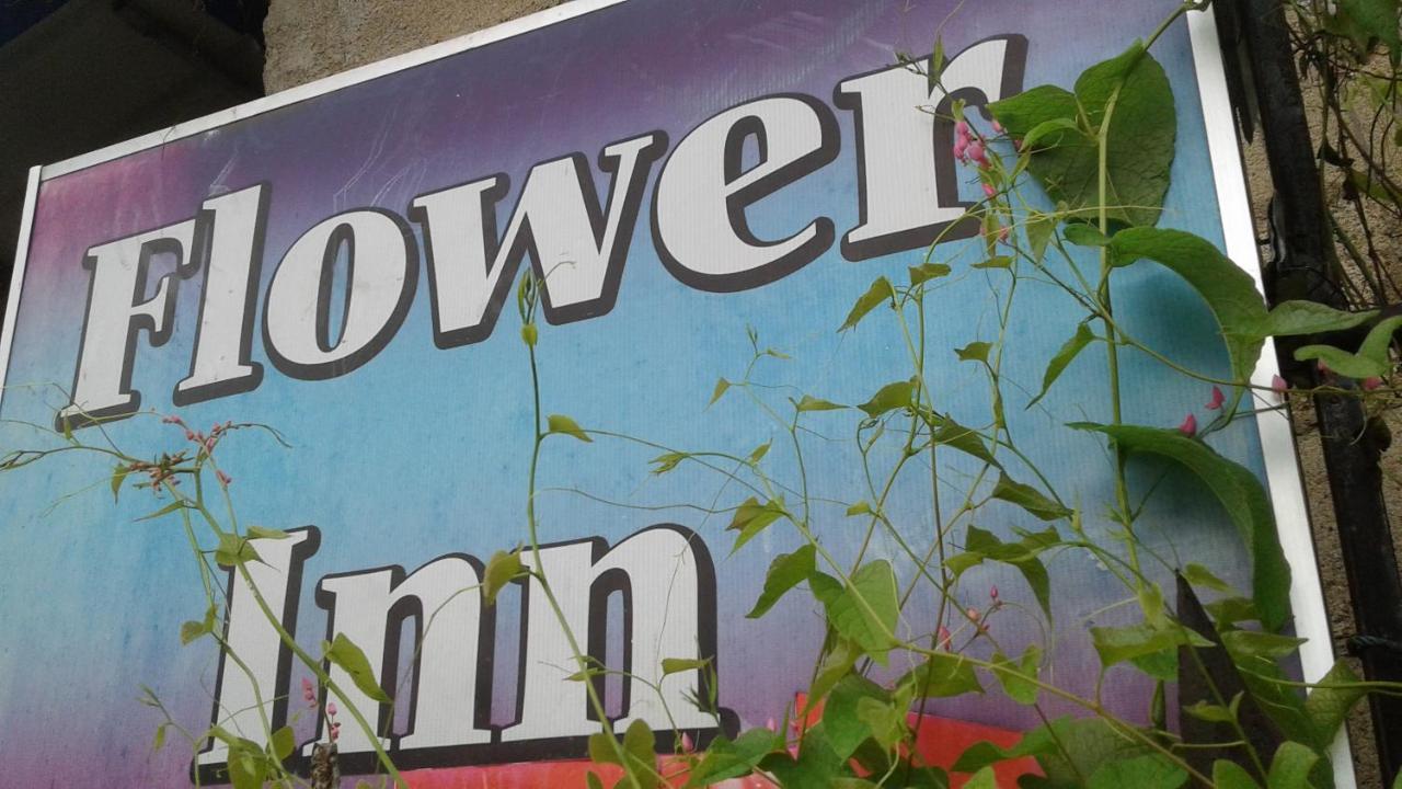 Flower Inn Sigiriya Exterior foto
